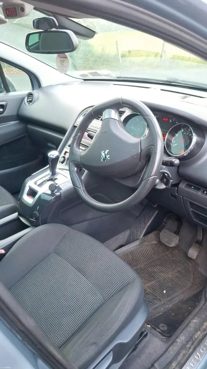 PEUGEOT 1.6 2012 AUTOMATIC - Image 5