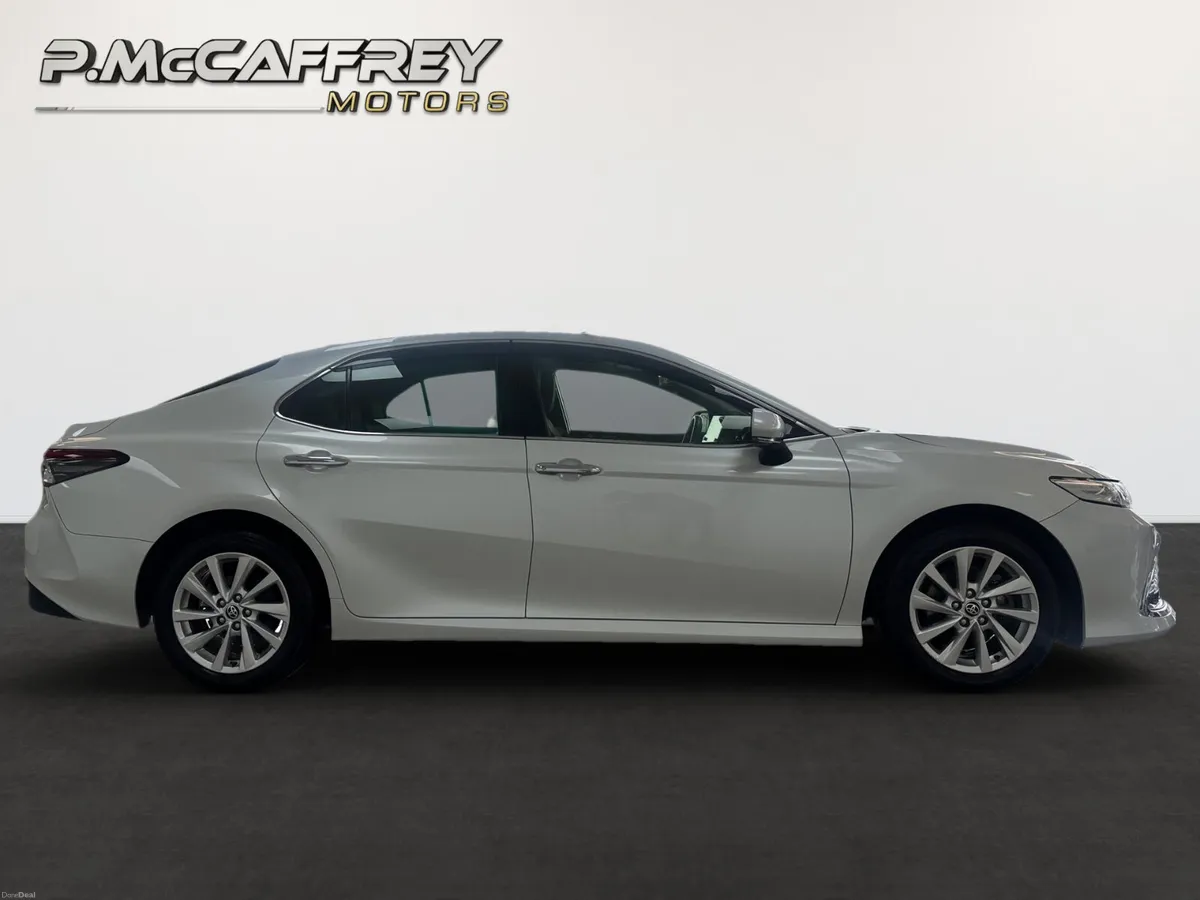 2021 Toyota Camry 2.5 Self Charging Hybrid - Image 4
