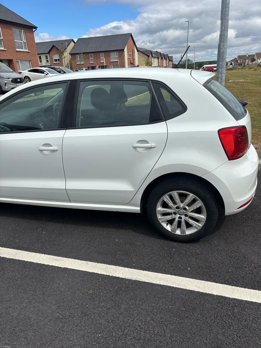 Volkswagen Polo 161 1.0 Petrol - Image 3