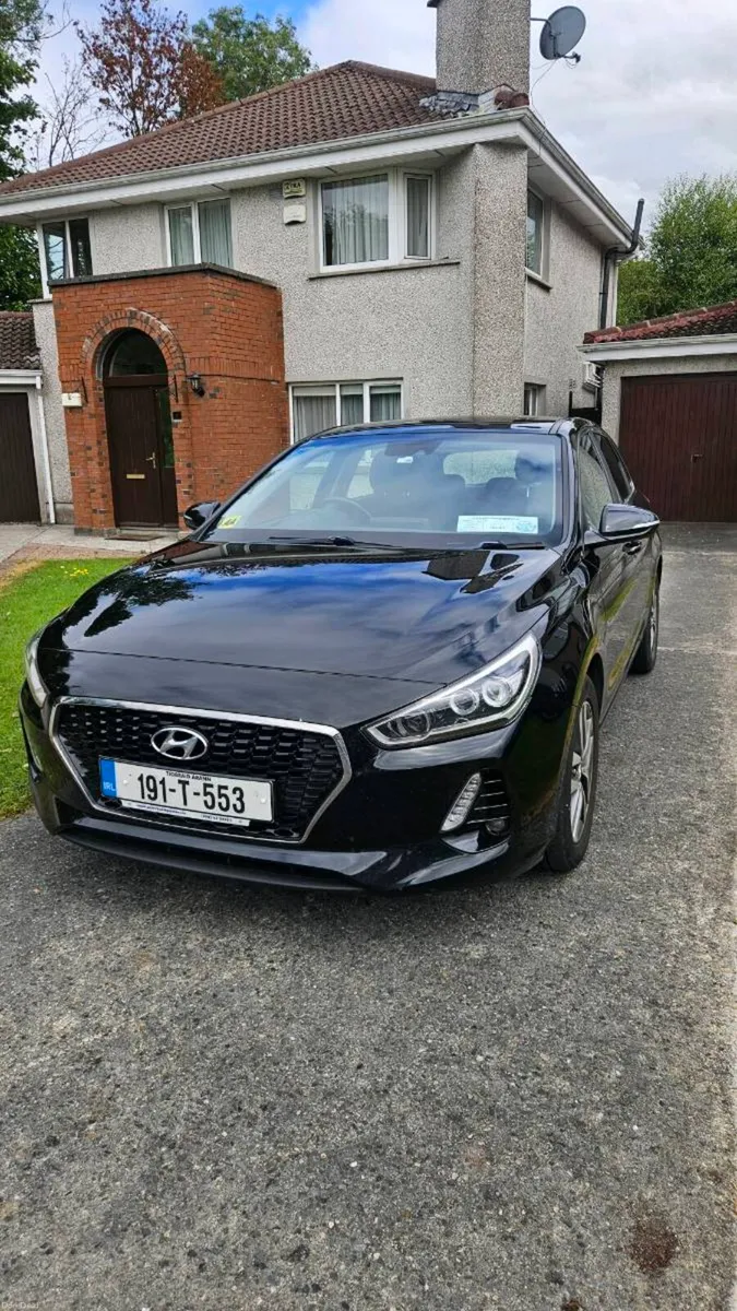 HYUNDAI I30 DELUXE PLUS 1.6L 5DR - Image 1