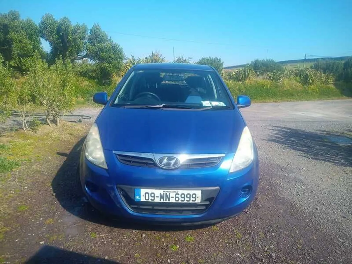 2009 Hyundai i20 - Image 2