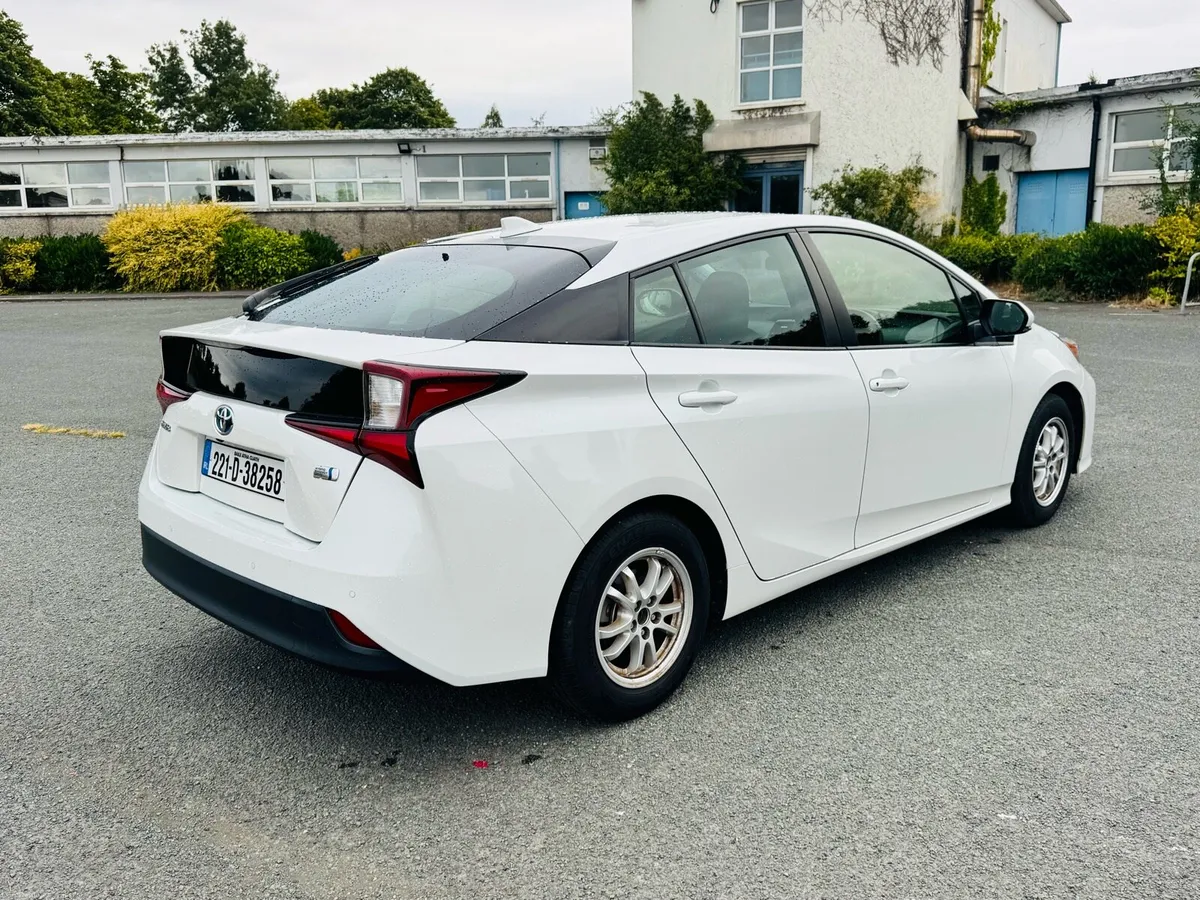 Toyota Prius Hybrid 58k km New NCT 7/28 Tax 9/26 - Image 4