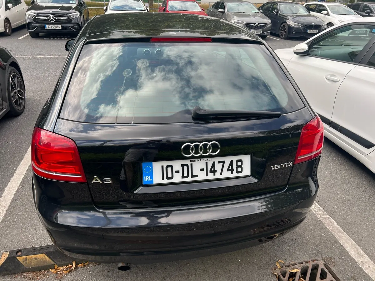 Audi A3 Sportsback 2010 TDI 1.6 - Image 4