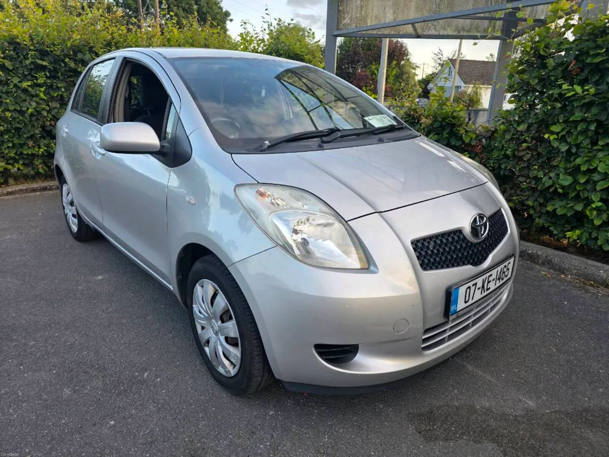 Toyota Yaris nct 5/27 tax 12/26 - Image 2