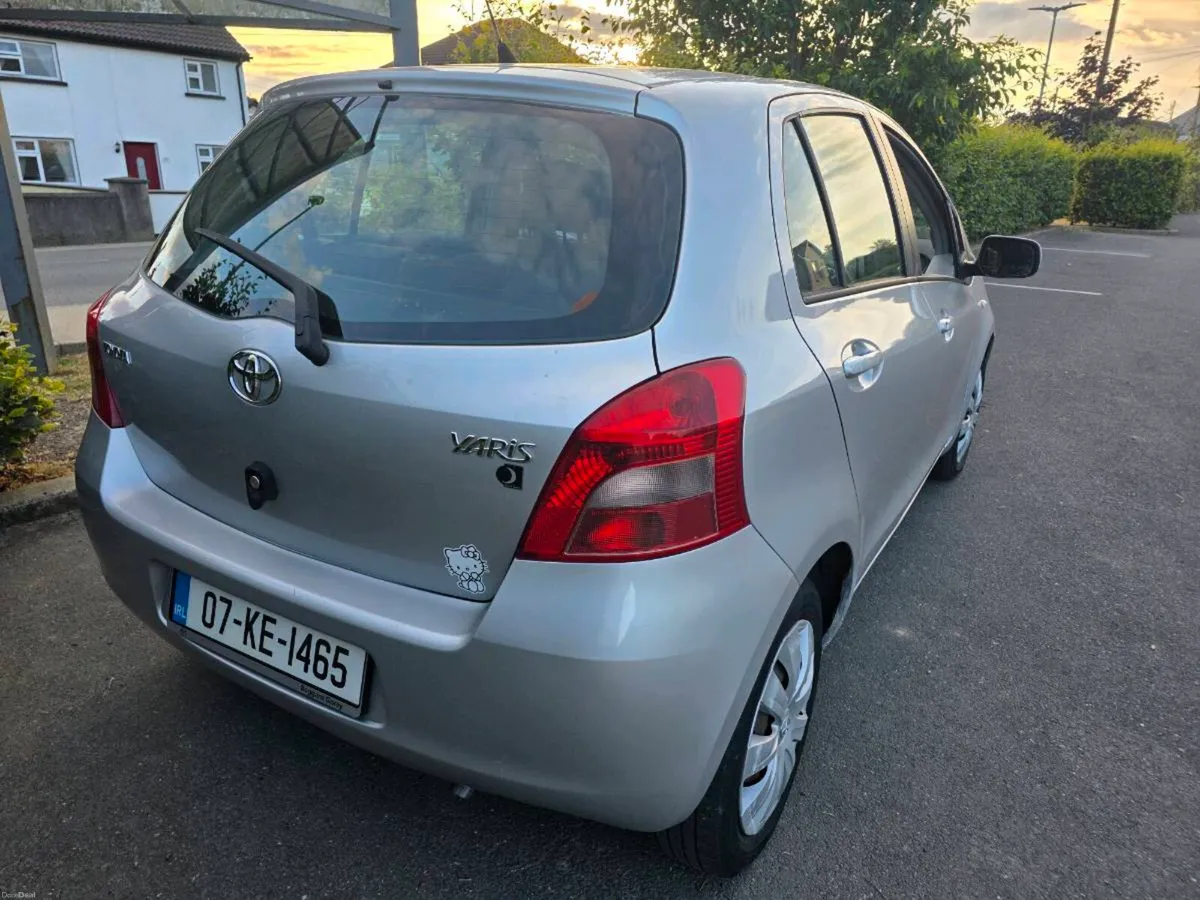 Toyota Yaris nct 5/27 tax 12/26 - Image 4