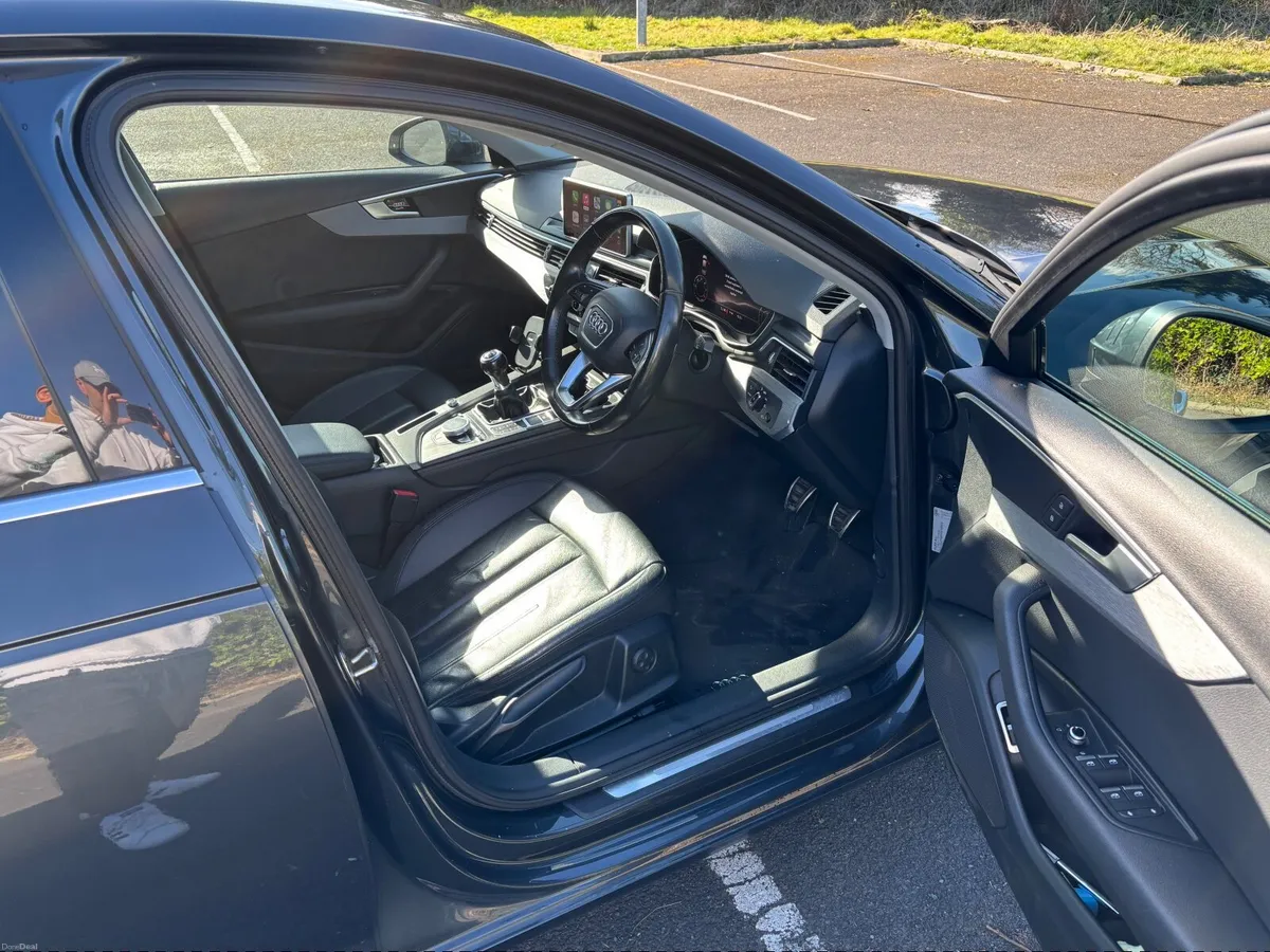 Audi A4 2017 - Image 4