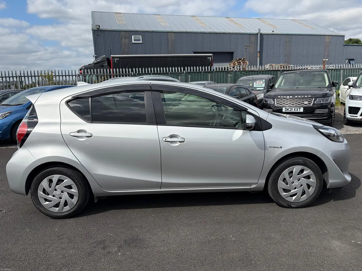 2017 Toyota Aqua Hybrid 1.5 Automatic – NEW NCT - Image 3