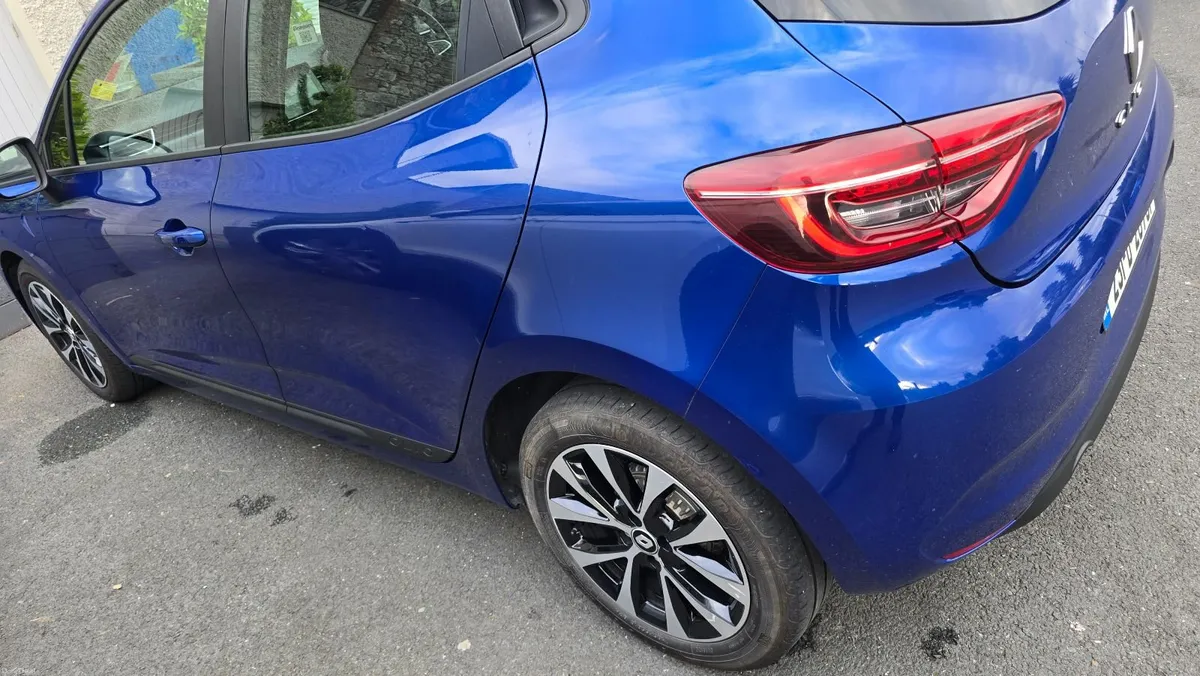 Renault Clio 2023 - Image 4