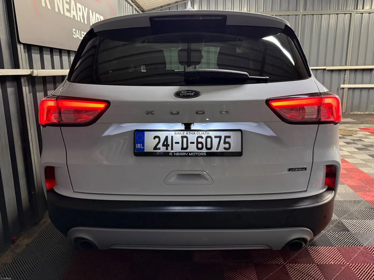 2024 Ford Kuga 2.5 Duratec 225PS PHEV Titanium Aut - Image 2