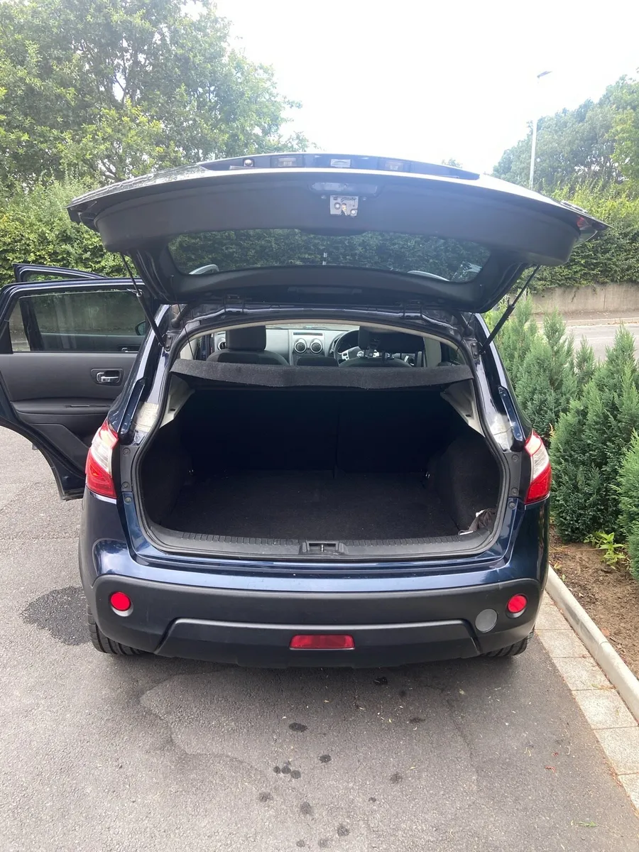 Nissan Qashqai NTEC+ 2WD J10 2012 - Image 2
