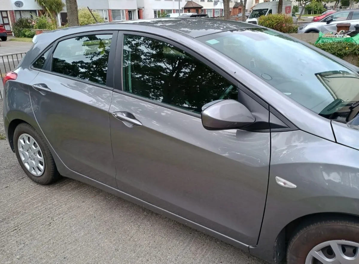 Hyundai i30 2013 - Image 2