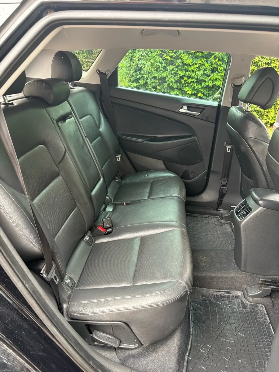 Hyundai Tuscon - Image 5
