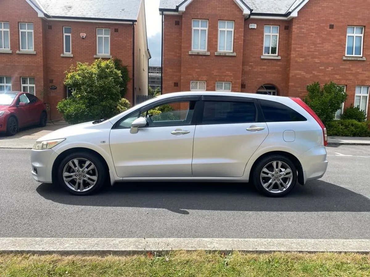 2008 Honda Stream NCT&TAX - Image 4