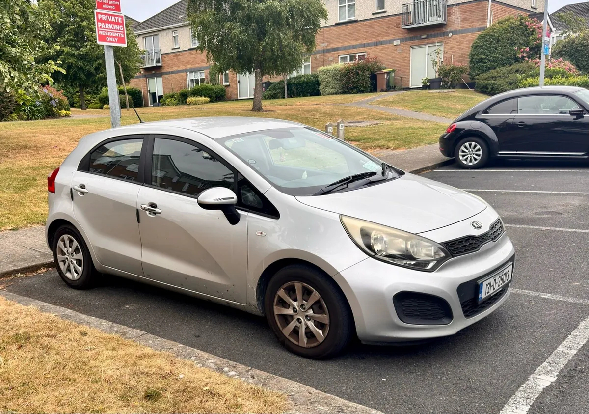 Kia Rio 1.4 CRDi Manual - Excellent Condition - Image 2