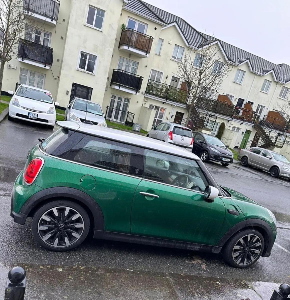MINI HATCH EXCLUSIVE 2 2DR AUTO COOPER - Image 1