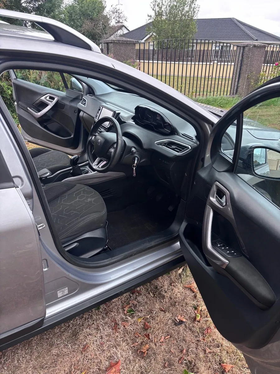 161 Peugeot 2008 - Image 6
