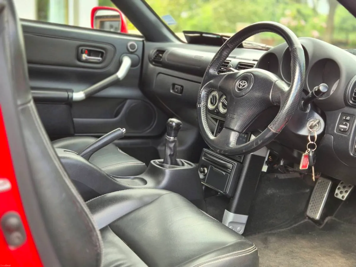 Car - Image 6