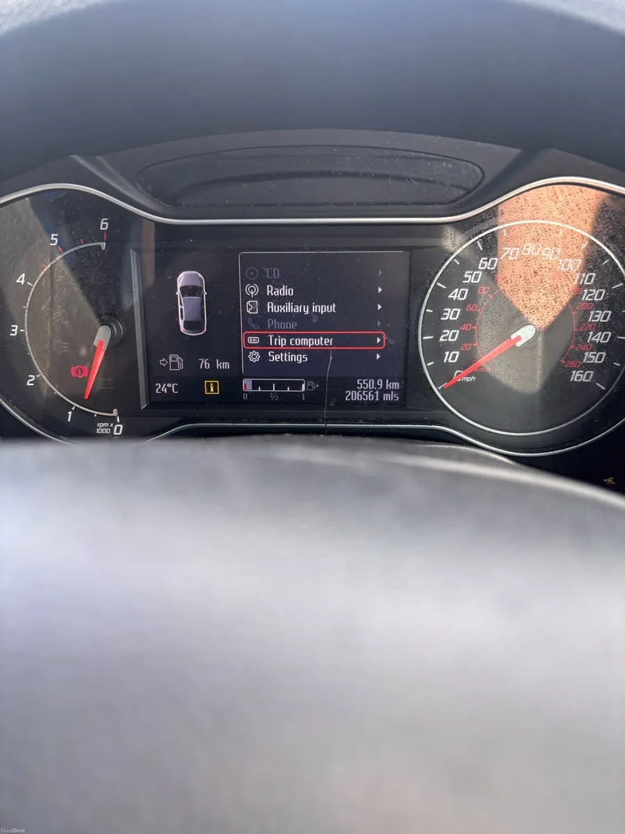 Ford galaxy top spec 7 seats - Image 6