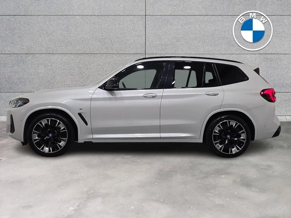 BMW iX3 M Sport Pro - Image 4