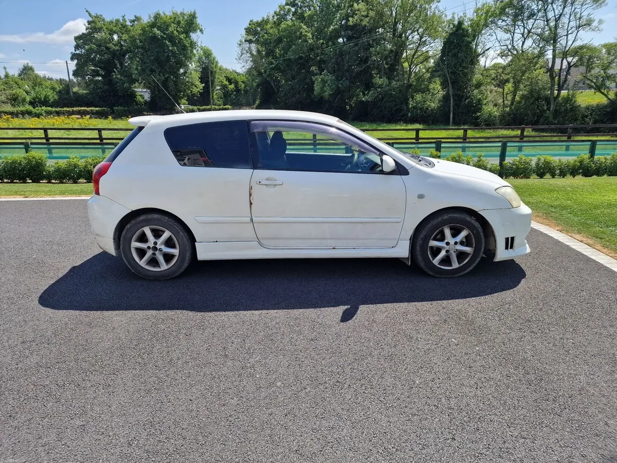 Toyota Corolla 2006 Van - Image 3
