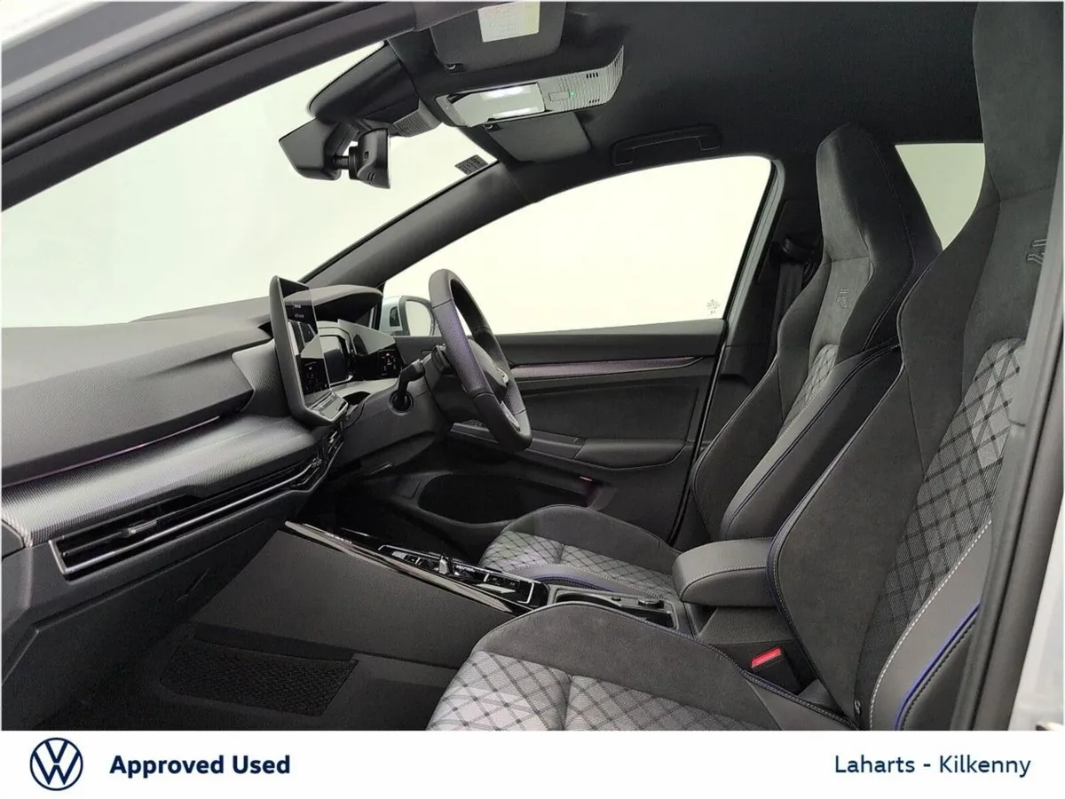 Volkswagen Golf R-LINE 2.0TDI 5DR 150HP DSG - DRIV - Image 4