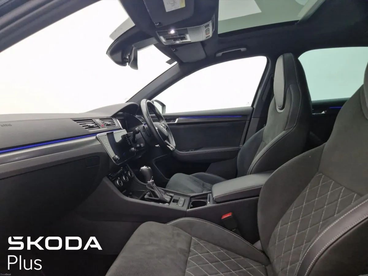 Skoda Superb SPORT 2.0TDI 150HP DSG *PANORAMIC SUN - Image 4