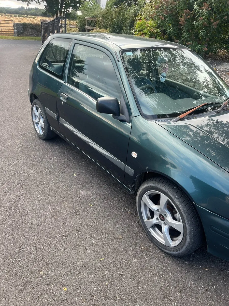 Toyota starlet - Image 4