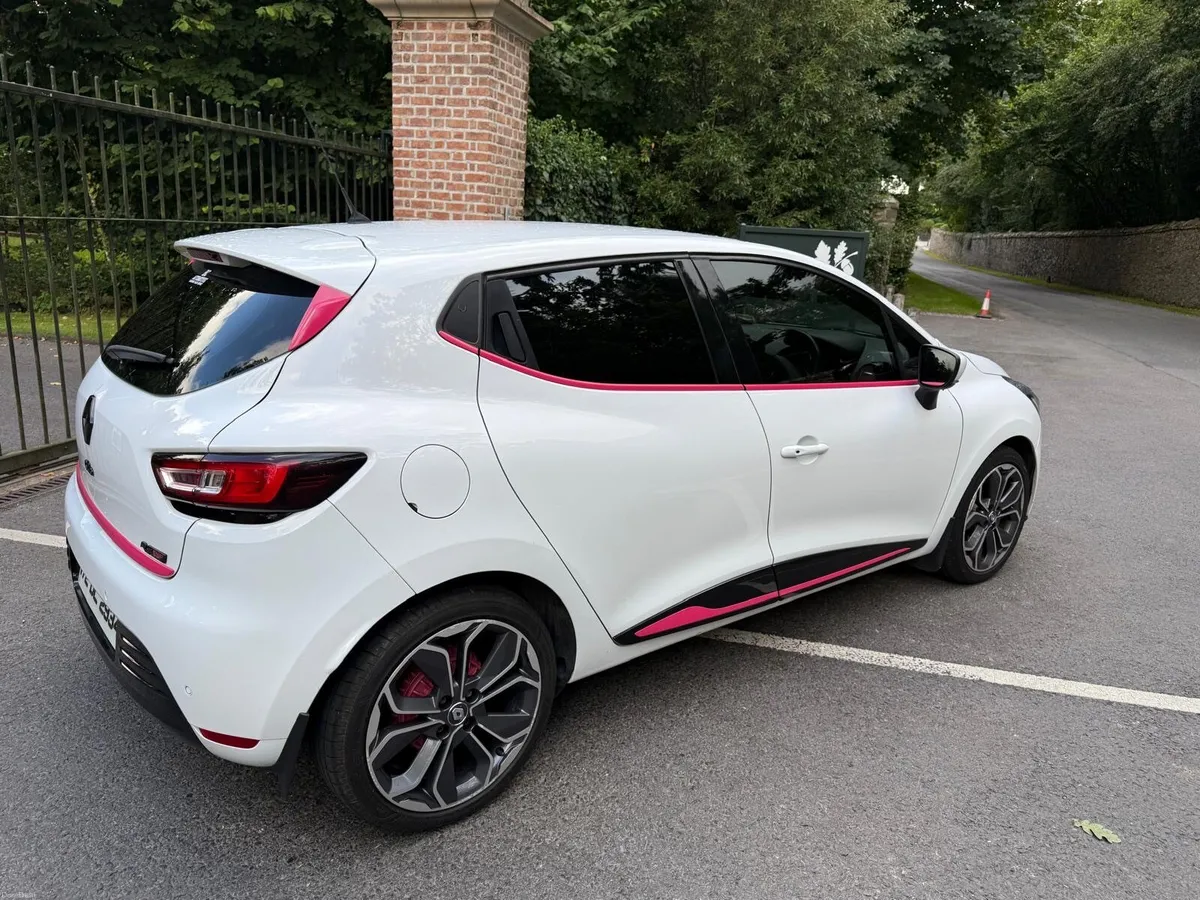Renault Clio 2017 - Image 2