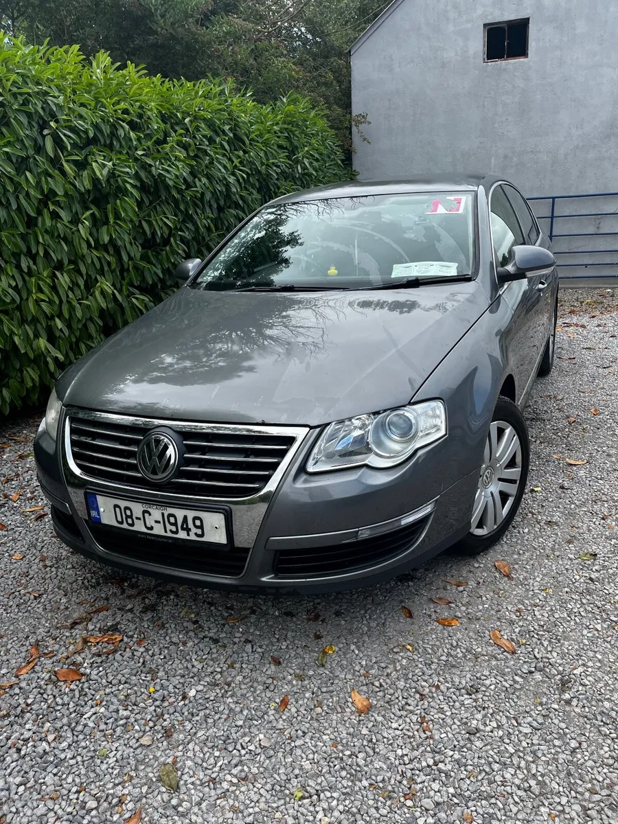 Volkswagen Passat 2008 - Image 1