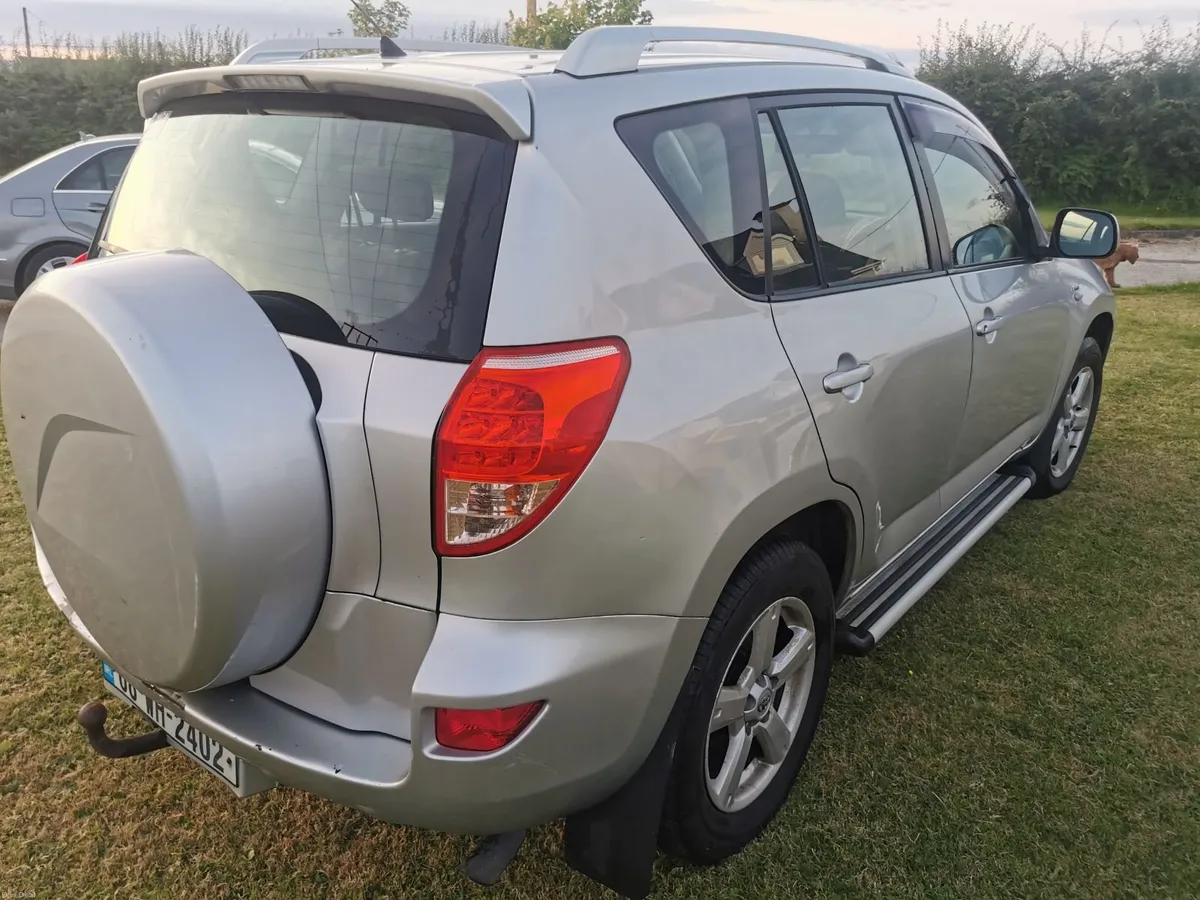 Toyota RAV4 2008 - Image 3