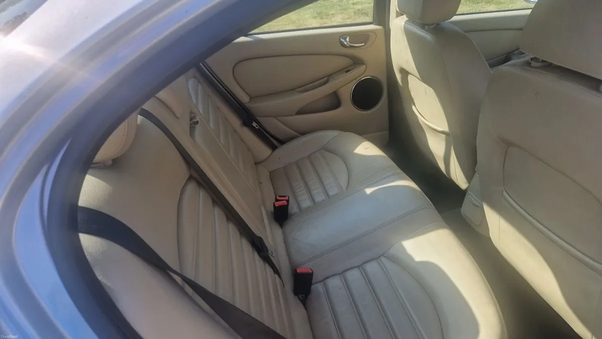 Jaguar X-Type 2010 - Image 5