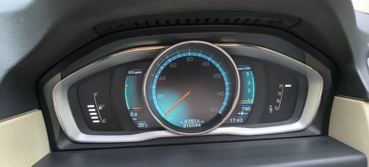Volvo 80 Series 2015 - Image 6