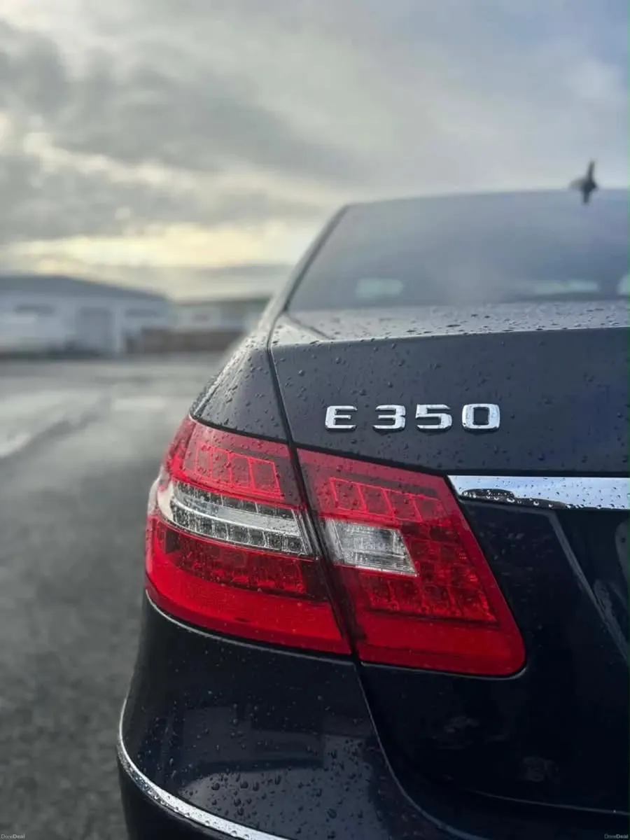 Mercedes-Benz E350 - Image 4
