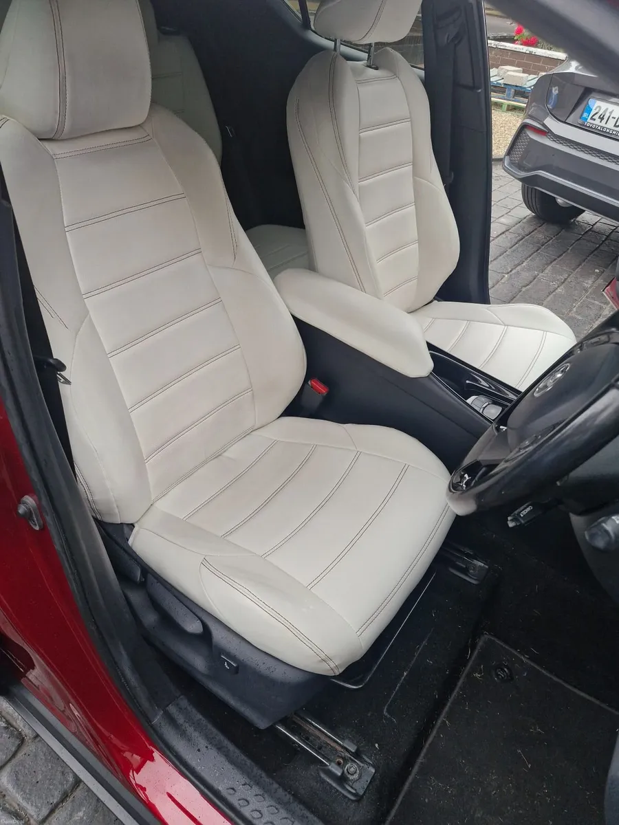 Toyota C-HR 2019 - Image 3