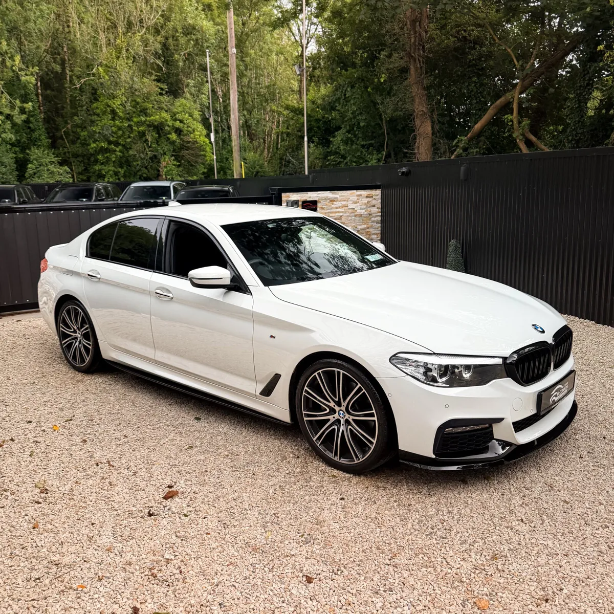 2018 (181) BMW 530D M-Sport Pro 265BHP 3.0L - Image 4
