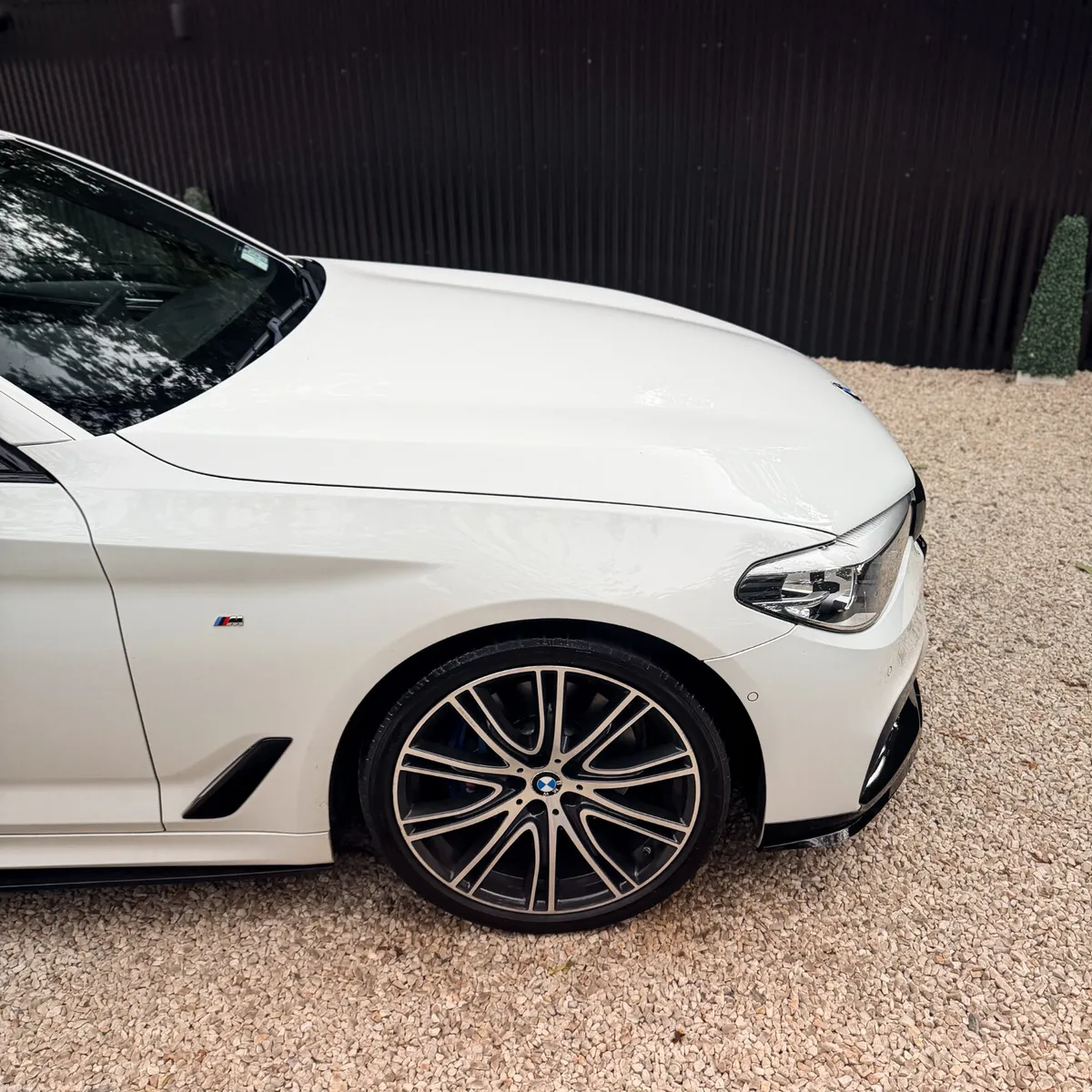 2018 (181) BMW 530D M-Sport Pro 265BHP 3.0L - Image 3