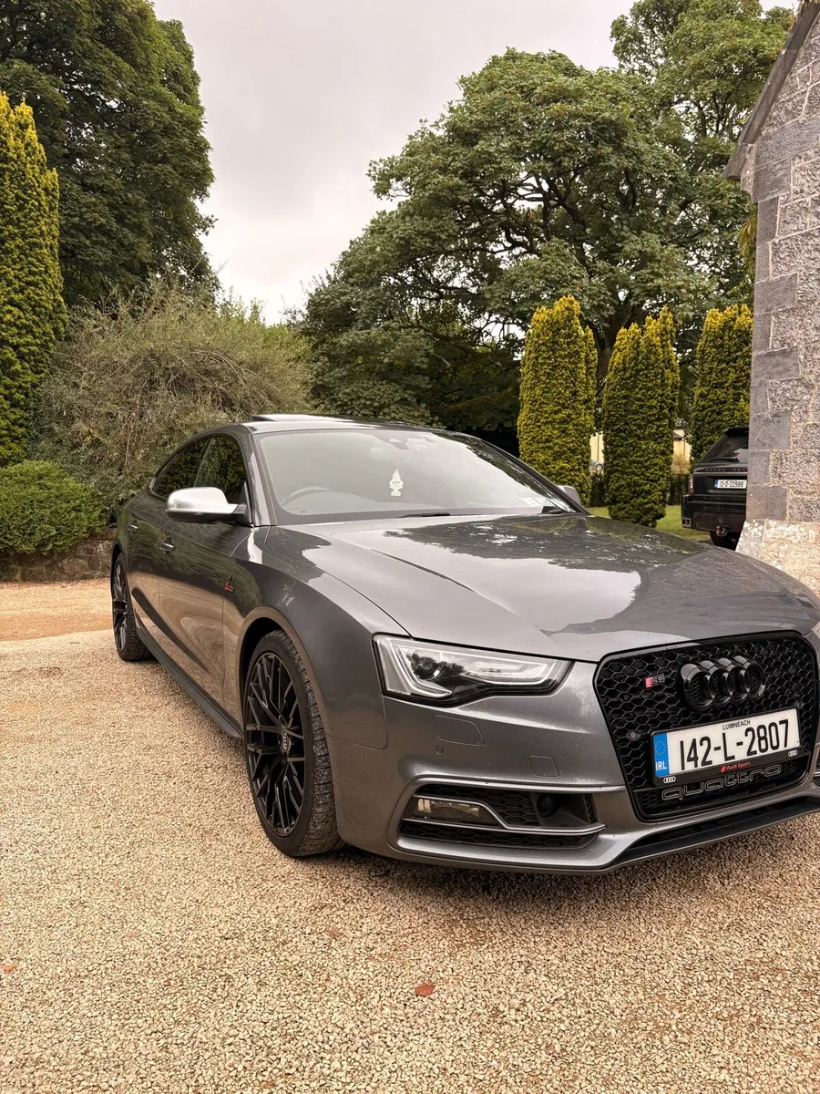 Audi S5 - Image 1