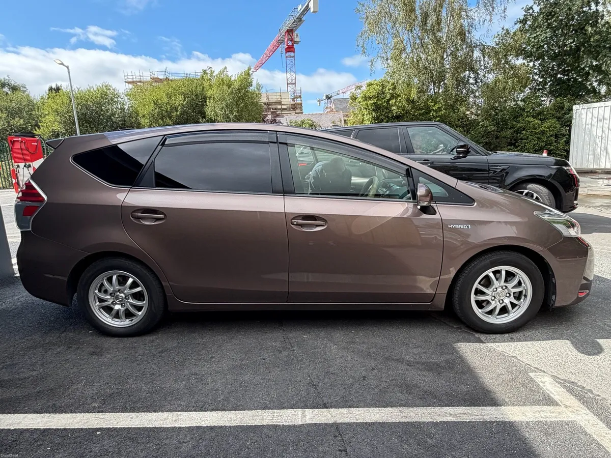 Car - Image 2