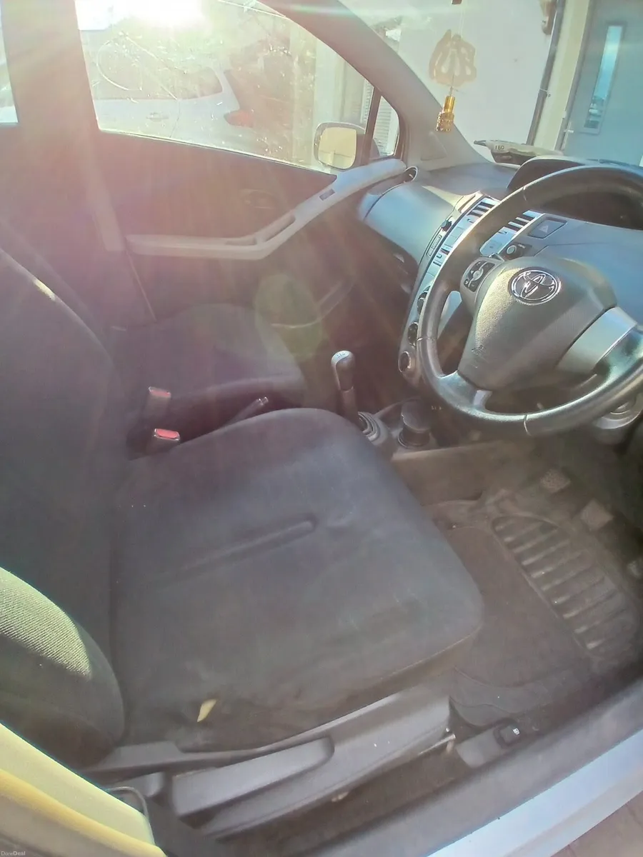 Manual 2008 Toyota Yaris + Citroen C4 (Both NewNCT - Image 3