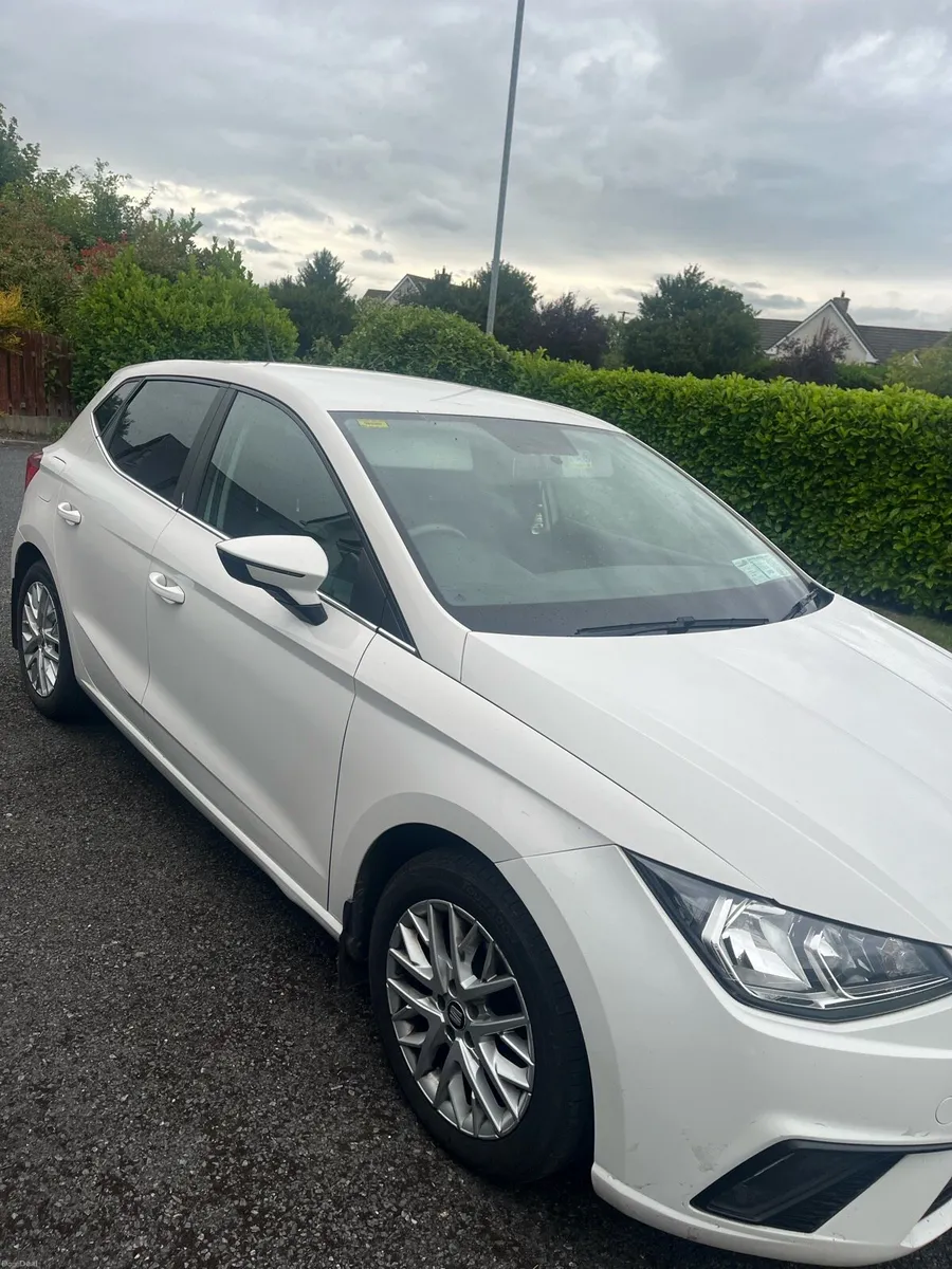White Seat Ibiza - Image 2