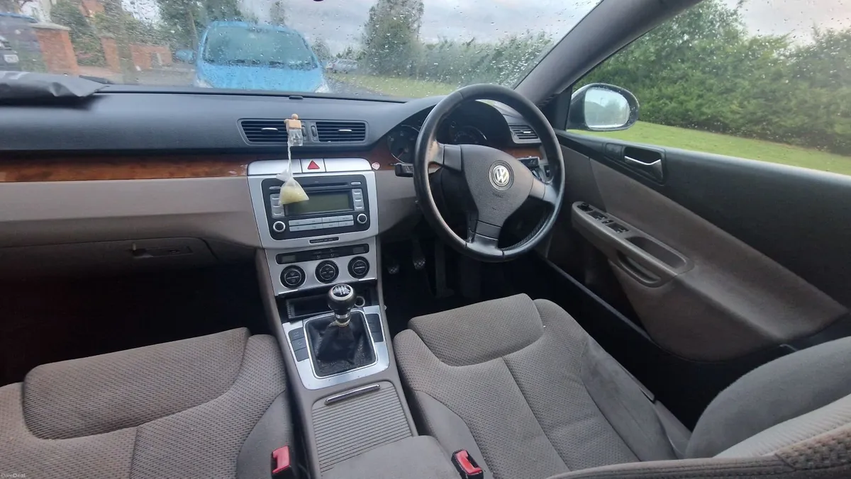 Volkswagen Passat 2008 - Image 3