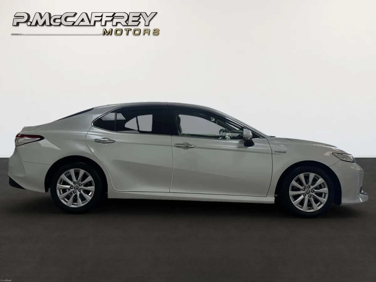 2020 Toyota Camry 2.5 Self Charging Hybrid - Image 4