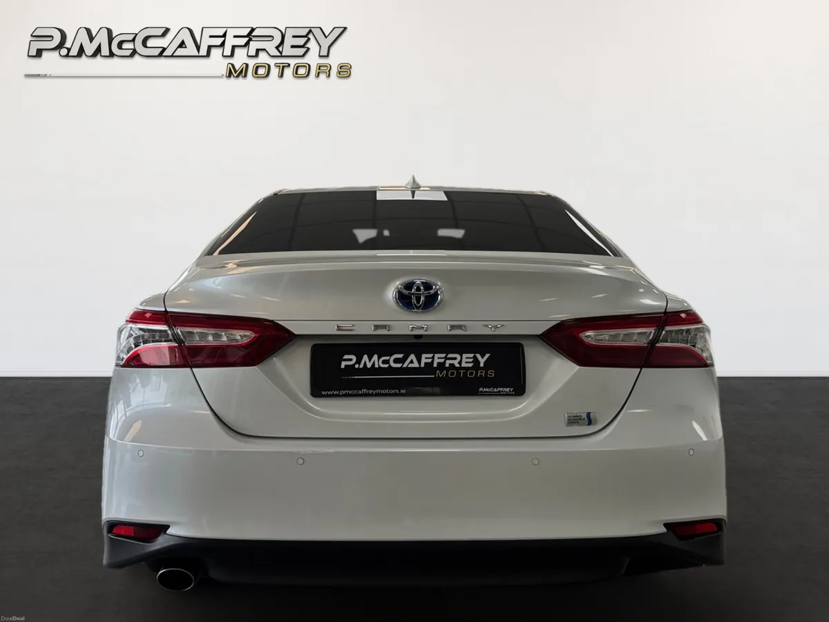 2020 Toyota Camry 2.5 Self Charging Hybrid - Image 6
