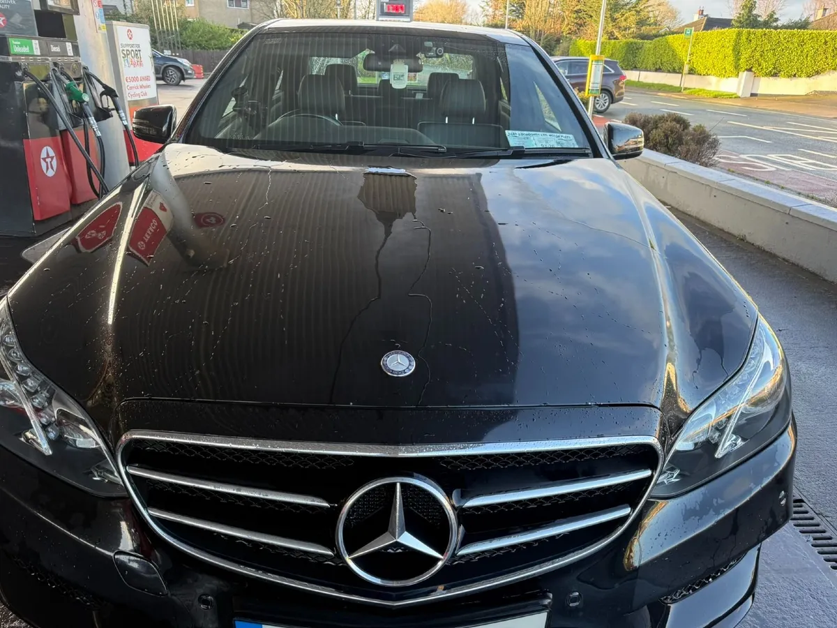 Mercedes-Benz E-Class 2015 - Image 3