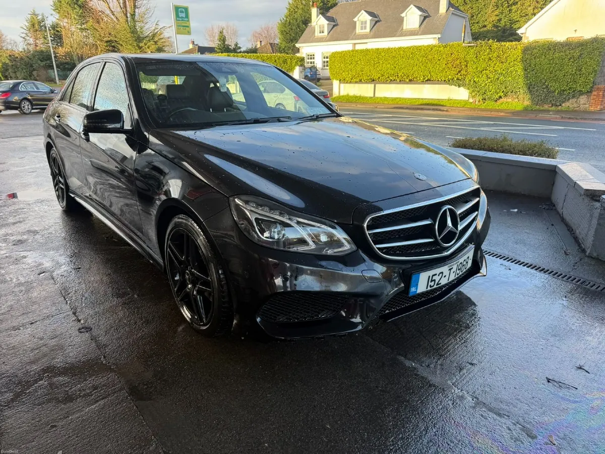 Mercedes-Benz E-Class 2015 - Image 1