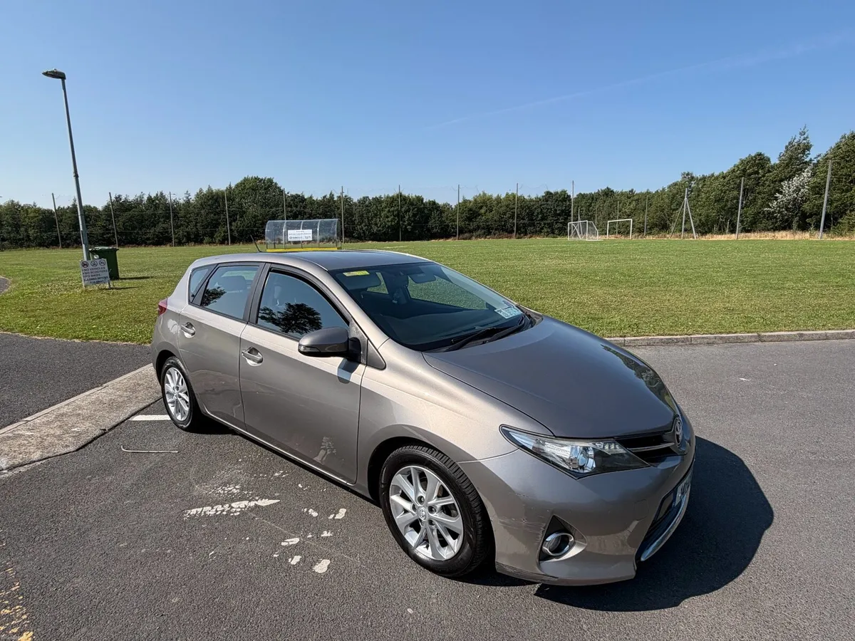 2014 TOYOTA AURIS  1.4 D4D  NEW NCT 163kms - Image 4