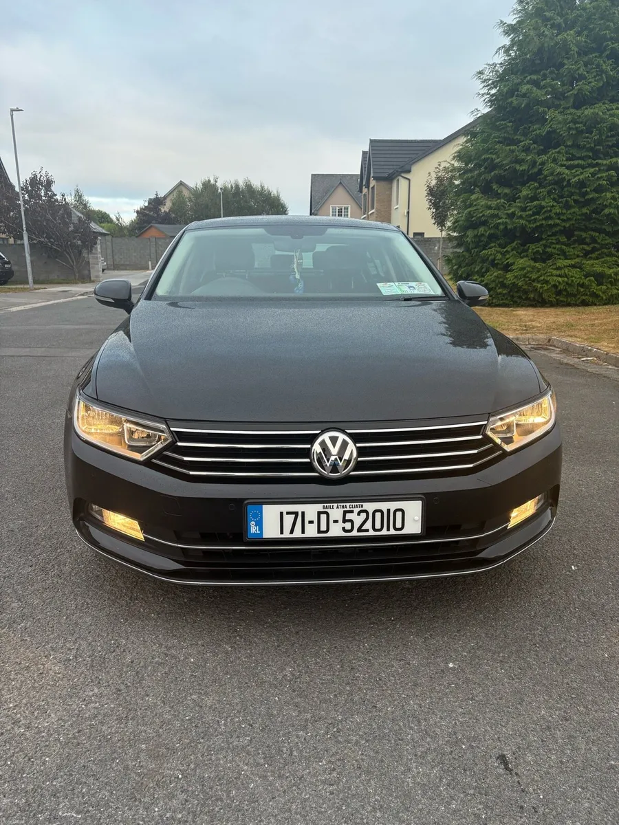 2017 Volkswagen Passat 2.0 GT 150 BHP - Image 3