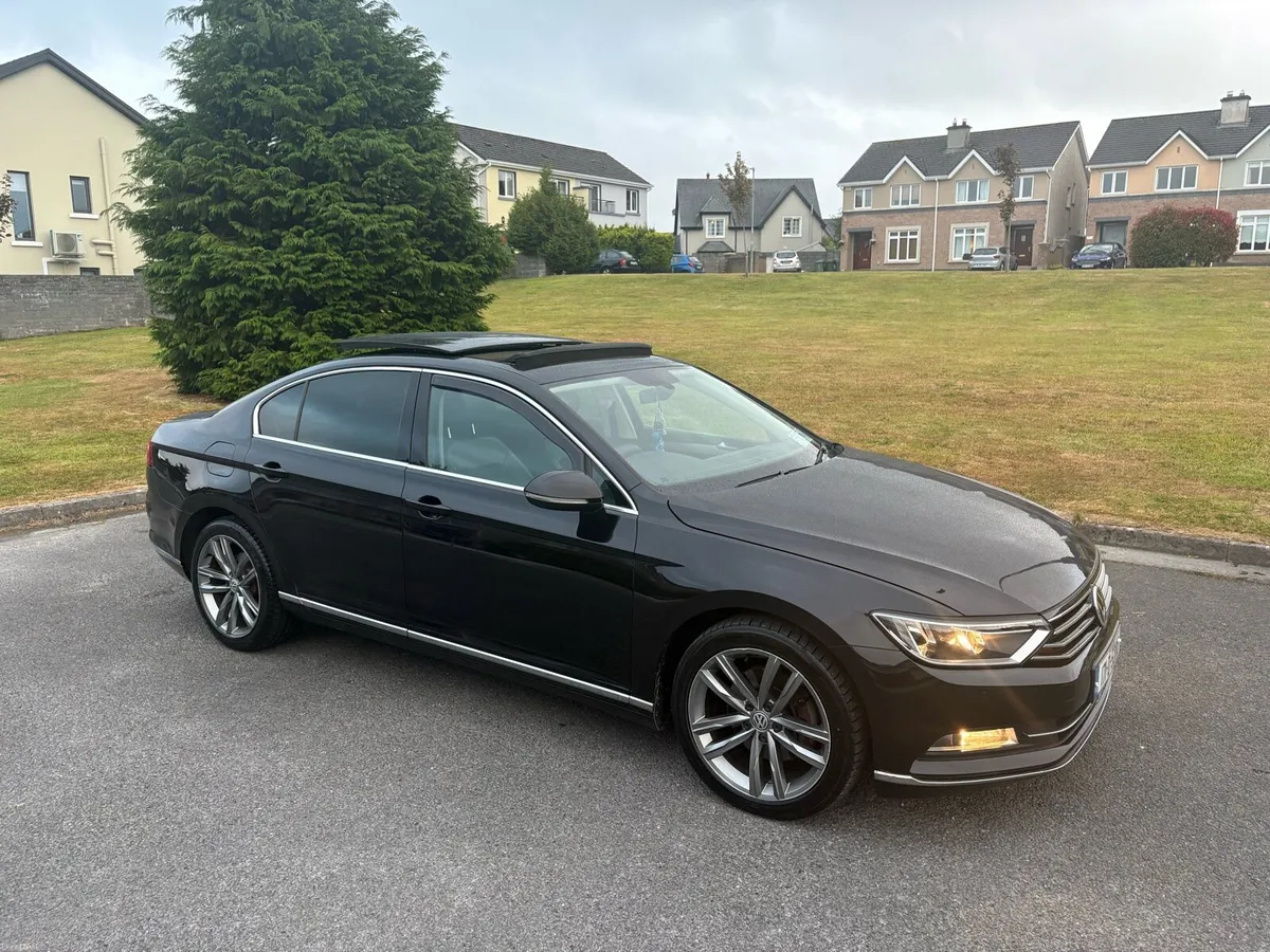 2017 Volkswagen Passat 2.0 GT 150 BHP - Image 5