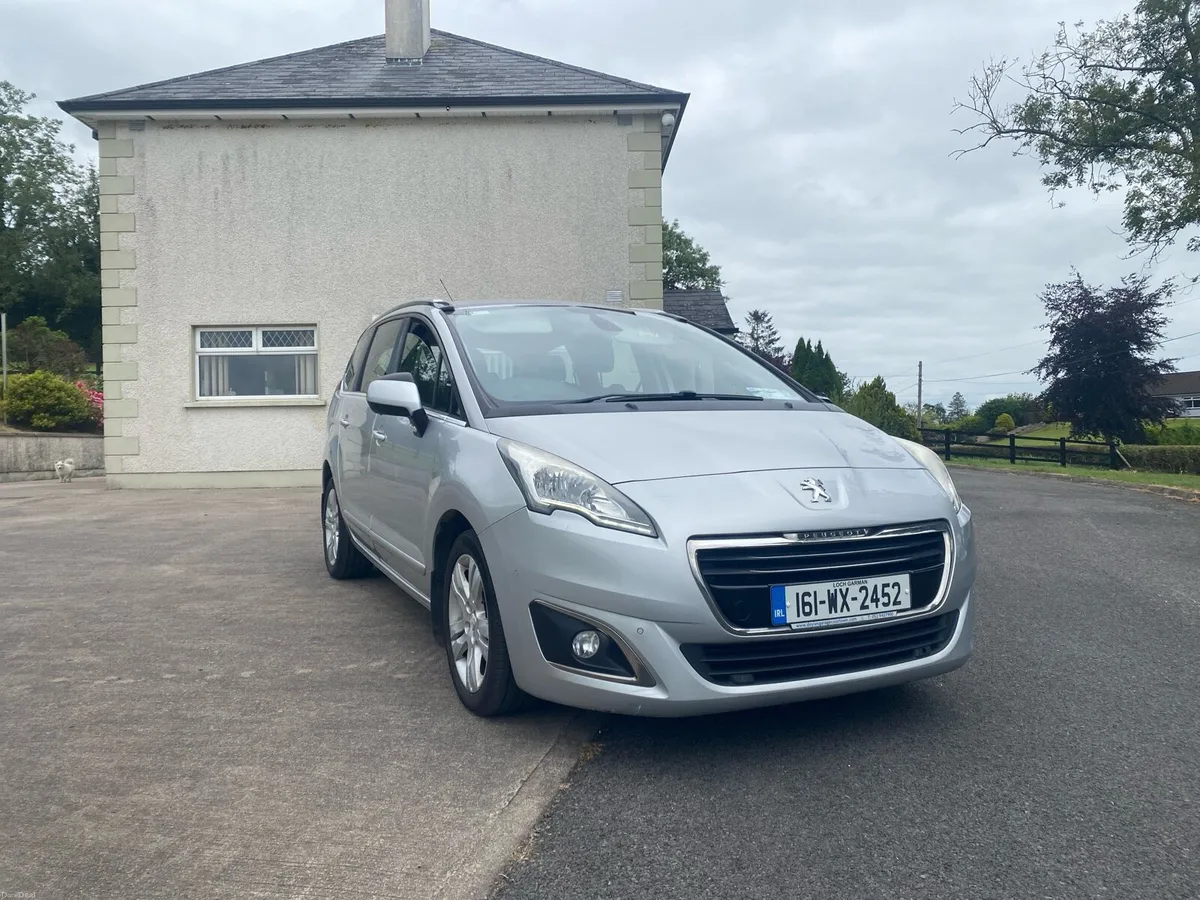 Peugeot 5008 7 Seater - Image 2