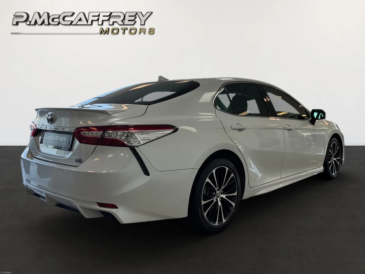 2021 Toyota Camry WS 2.5 Self Charging Hybrid Leat - Image 5